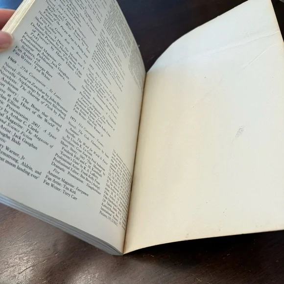 The Science Fiction Book: An Illustrated History Franz Rottensteiner 1975 - Picture 5 of 16